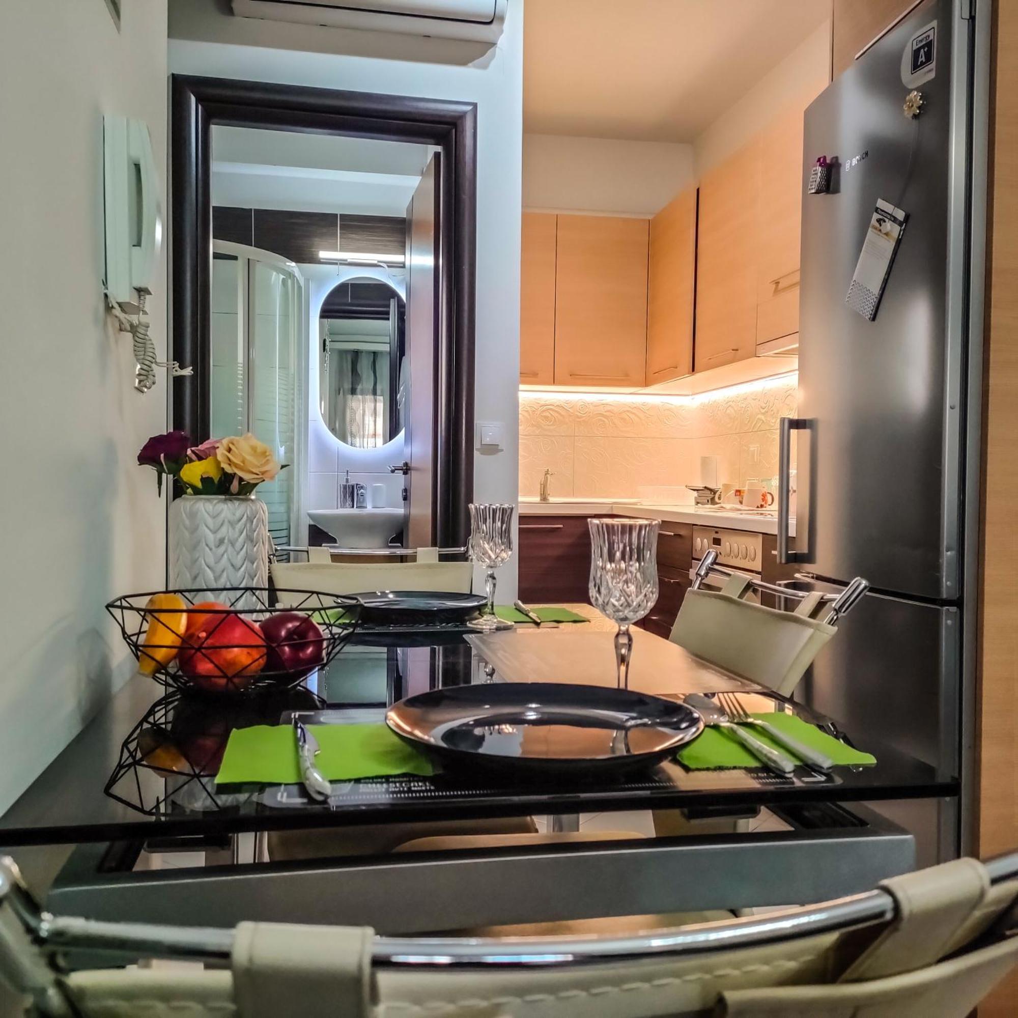 Apartament Χλιδατο-Ονειρεμενο-Μοντερνο Διαμερισμα!!! Larissa Zewnętrze zdjęcie